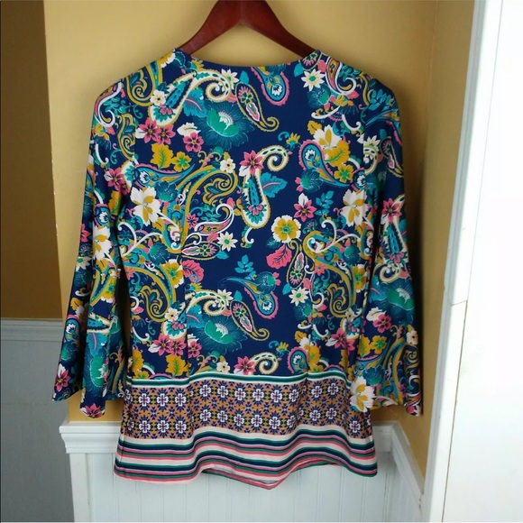 Valerie Stevens boho s top bell sleeves - Picture 11 of 11